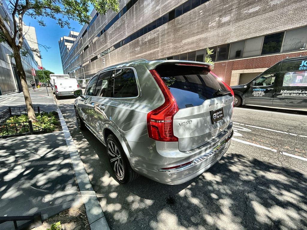2023 Volvo XC90 6