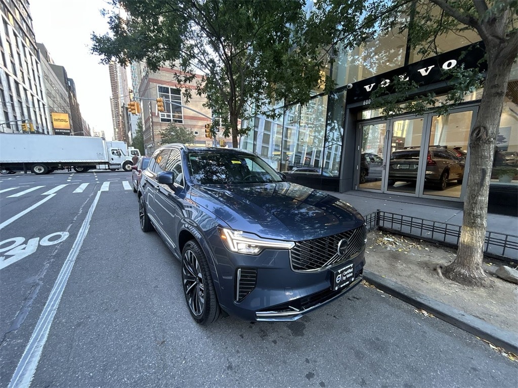 Certified 2025 Volvo XC90 B5 Plus SUV
