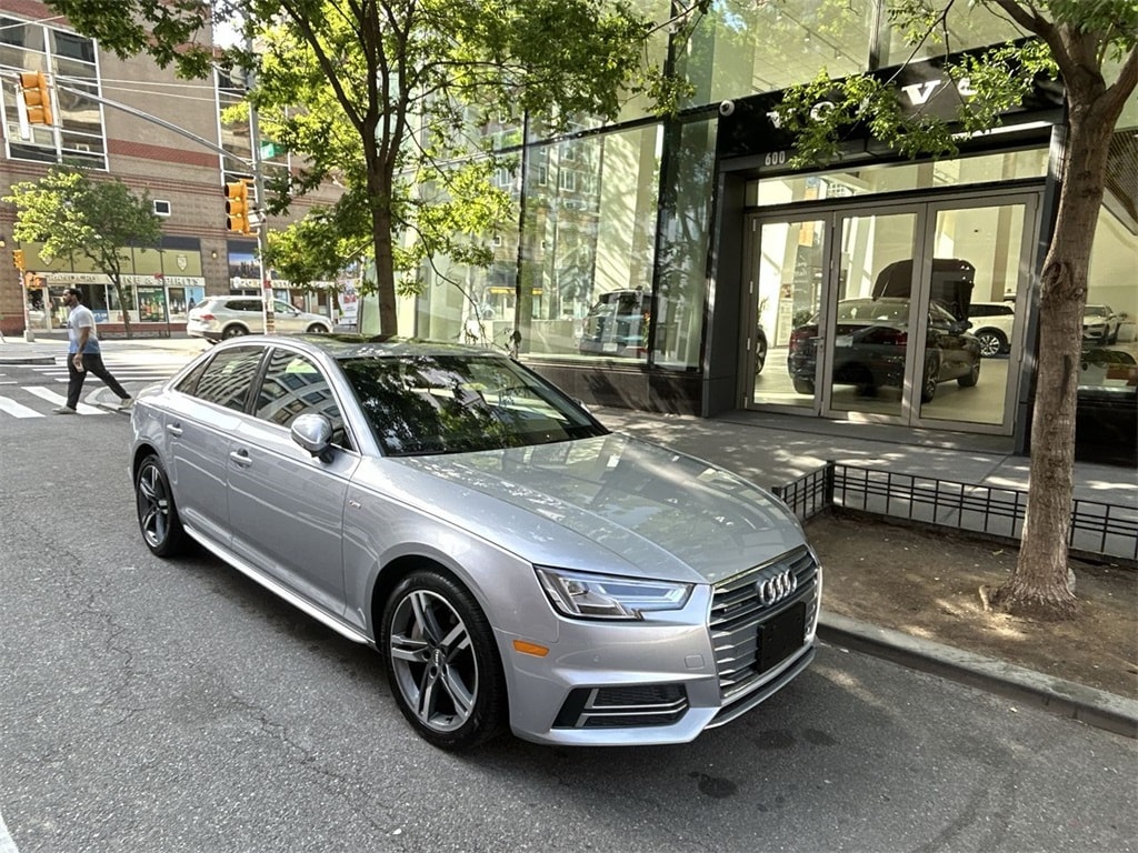 2018 Audi A4 2.0T Premium Plus Sedan