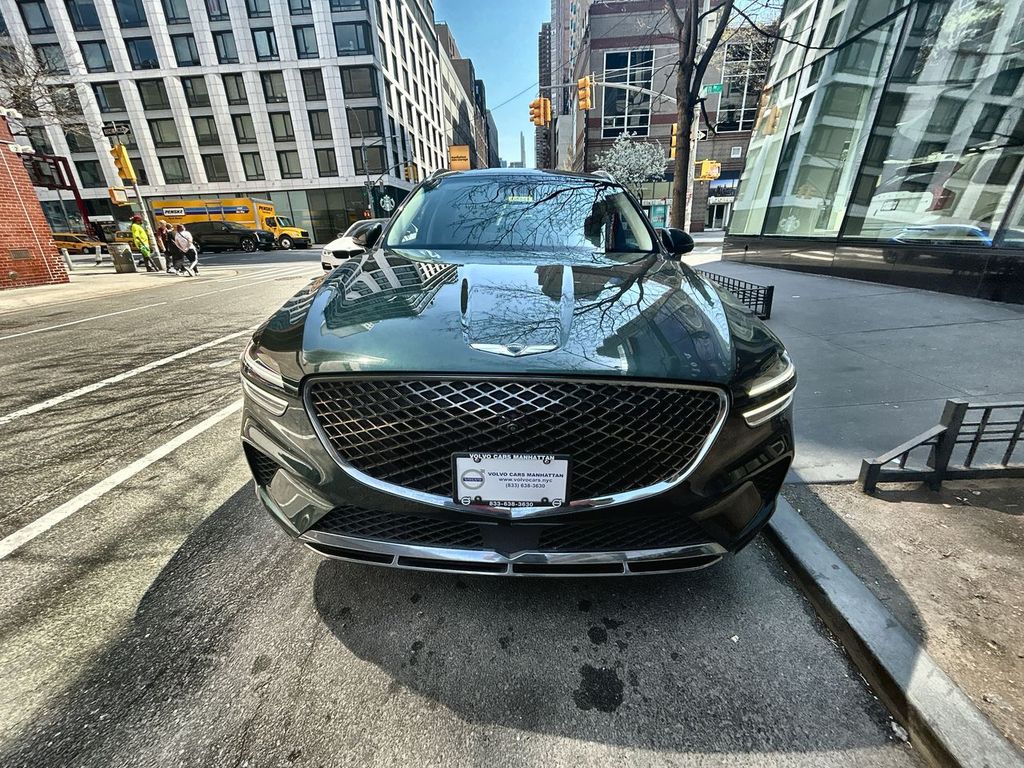 2022 GENESIS GV70 3