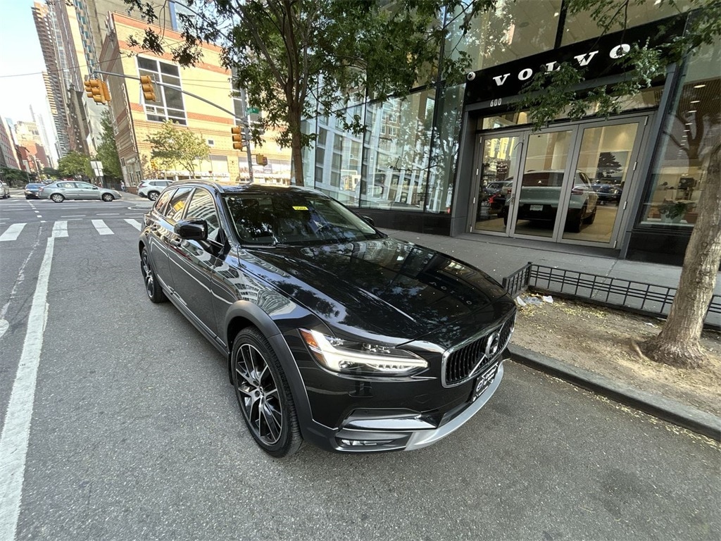 2020 Volvo V90 Cross Country T6 AWD