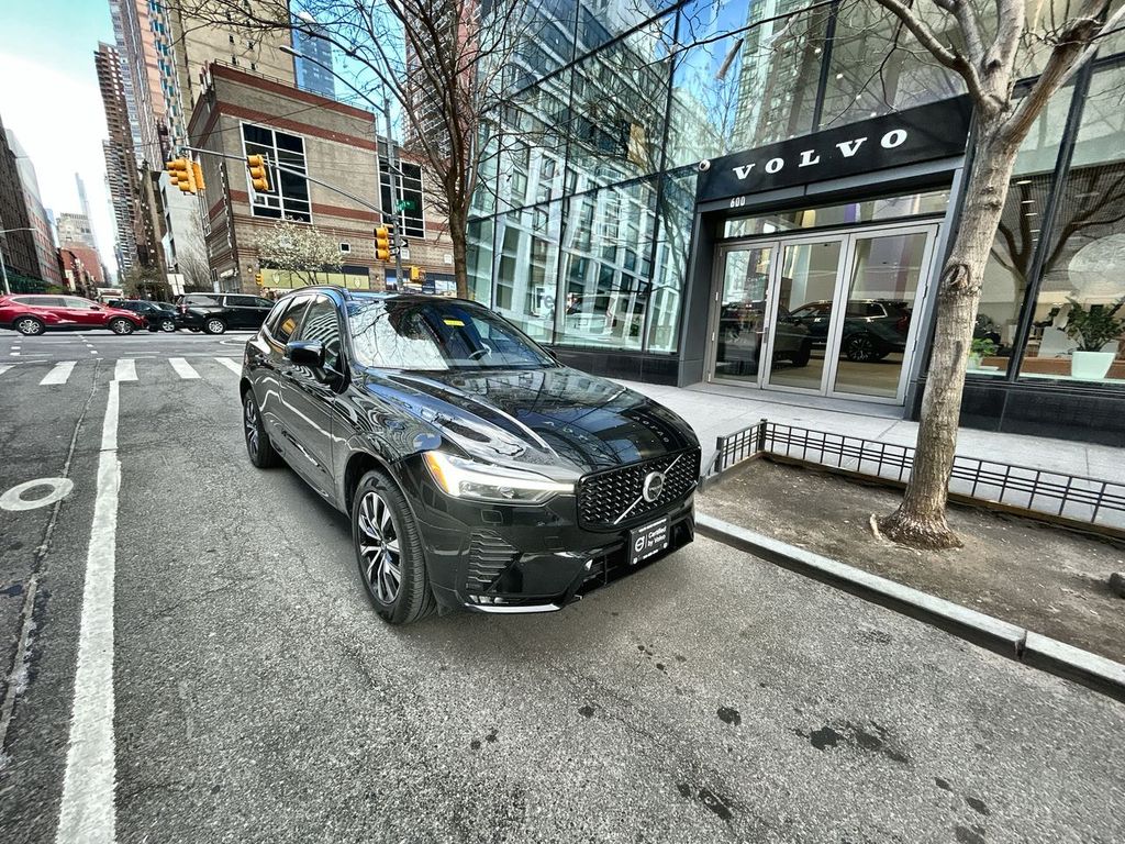 2023 Volvo XC60 2