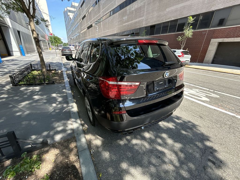 2011 BMW X3 6