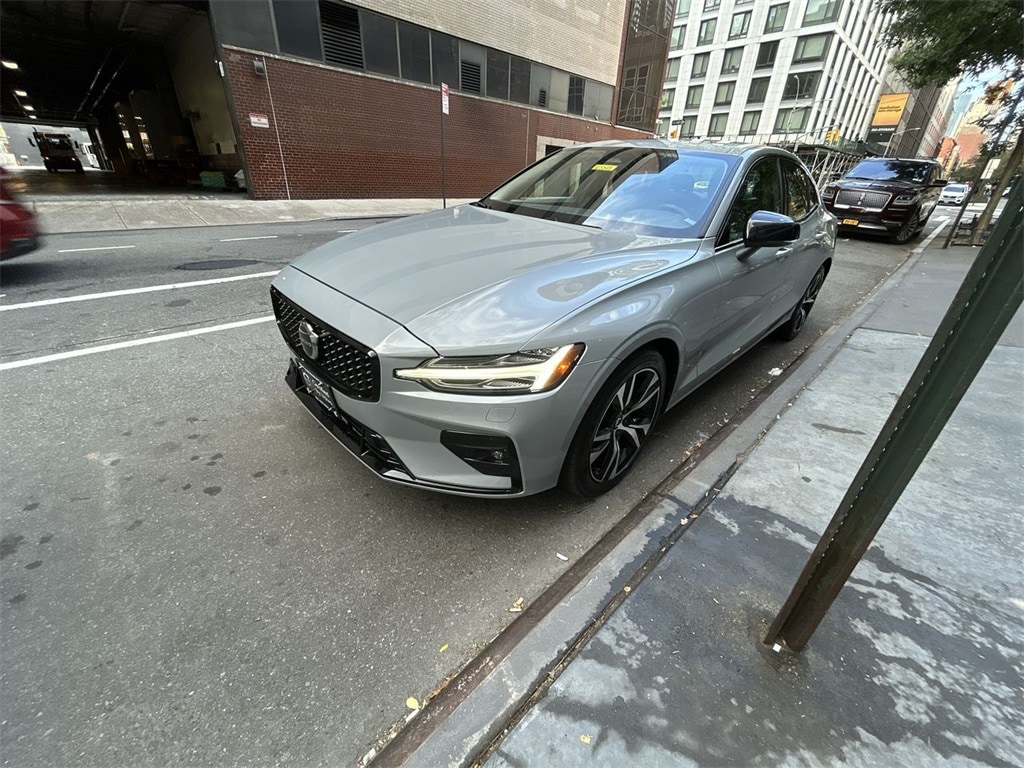 Certified 2025 Volvo S60 B5 Core Sedan