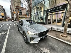 2024 Volvo XC60 B5 Ultimate Dark Theme SUV