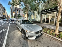 2025 Volvo V60 Cross Country B5 Plus Wagon