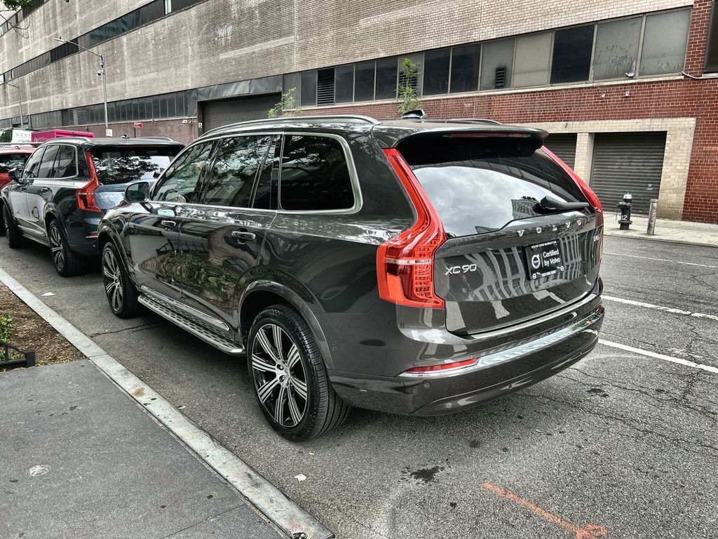 2023 Volvo XC90 6