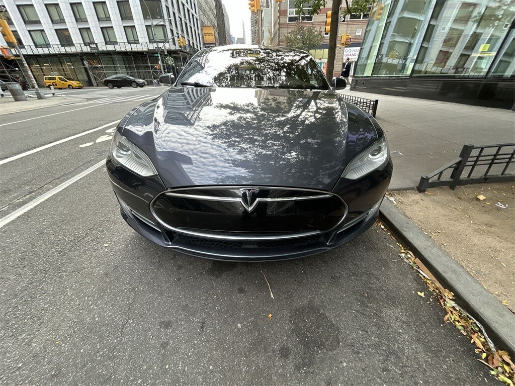 2016 Tesla Model S 90D photo 2
