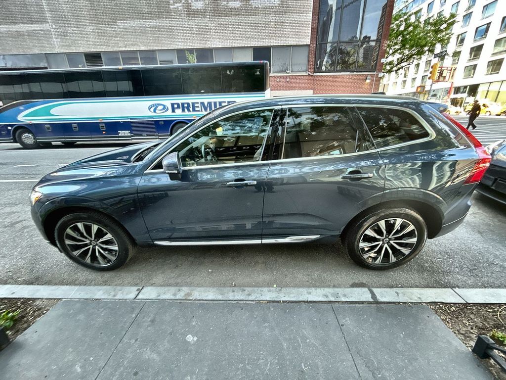 2023 Volvo XC60 5