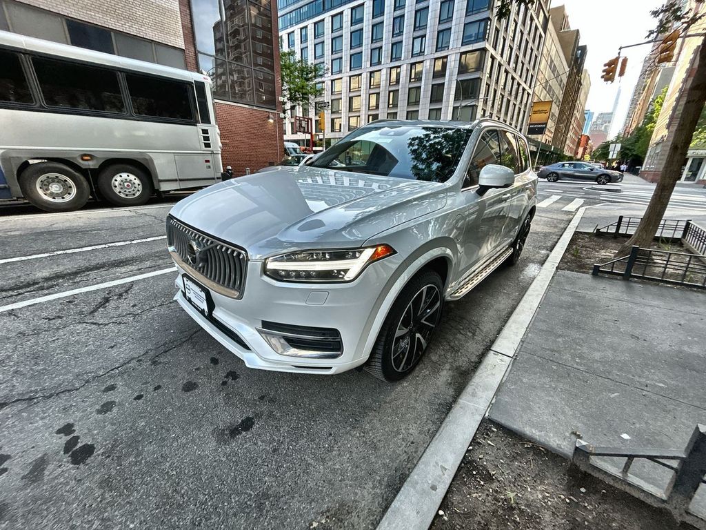 2021 Volvo XC90 4