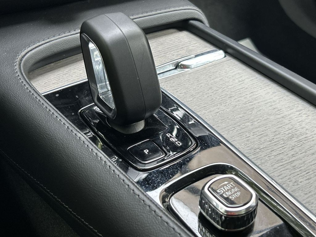 2025 Volvo V90 Cross Country Plus - Photo 20