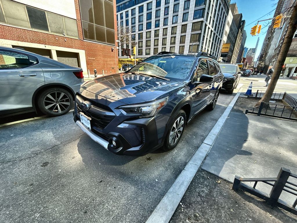 2023 Subaru Outback 4