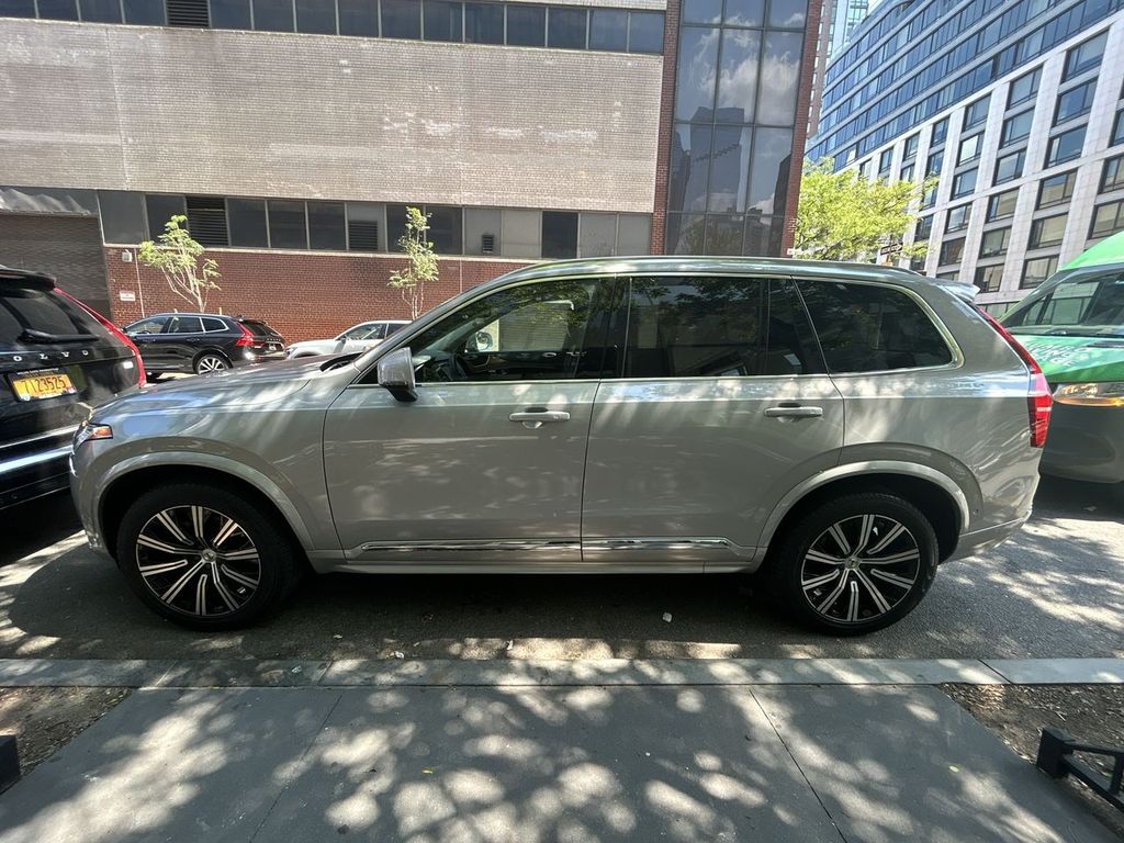 2023 Volvo XC90 5