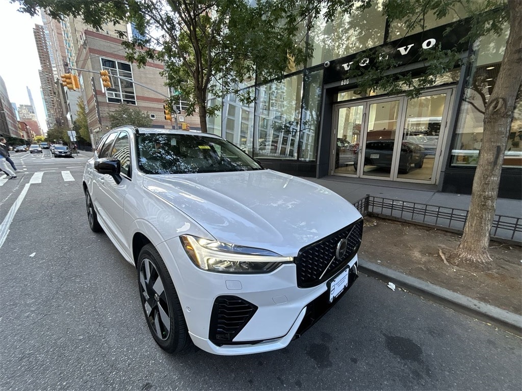 2025 Volvo XC60