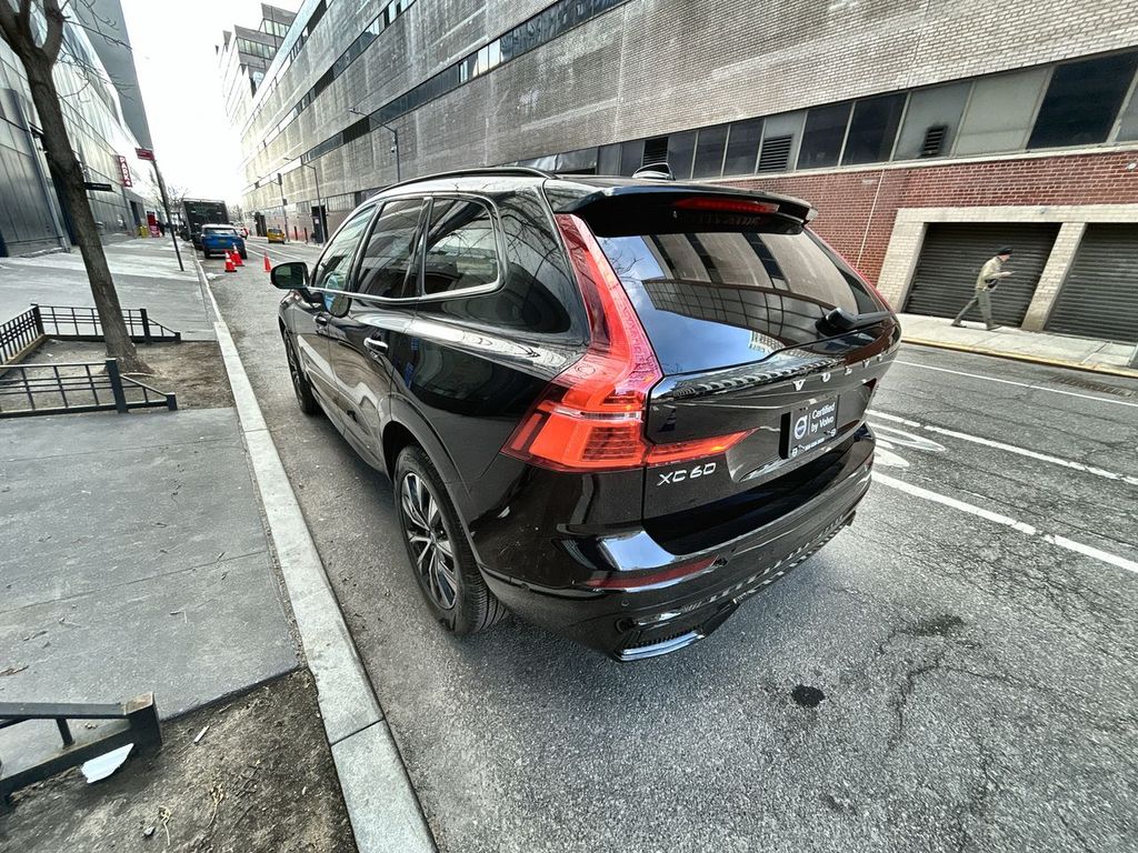 2023 Volvo XC60 6