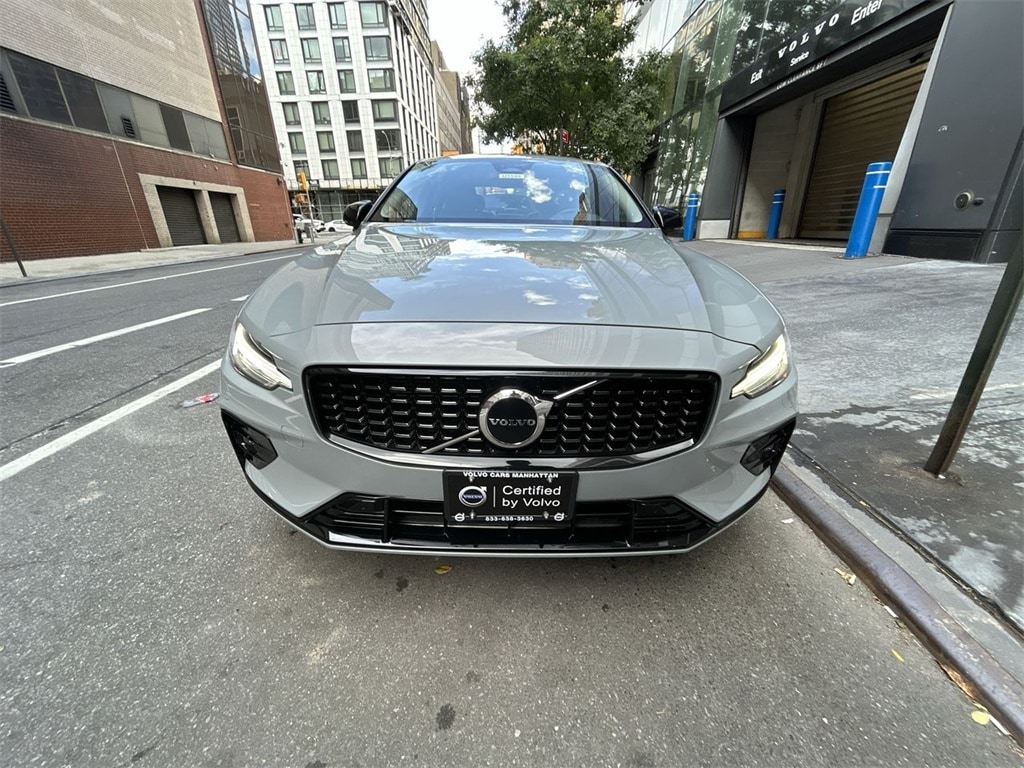 Certified 2025 Volvo S60 B5 Core Sedan