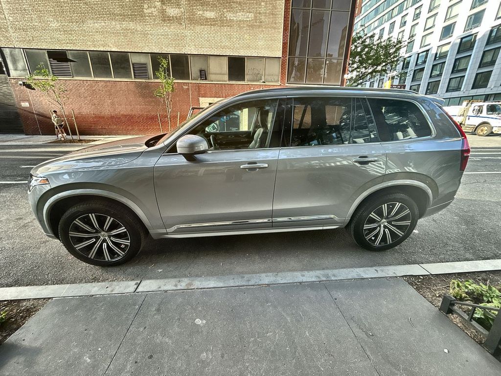 2023 Volvo XC90 5