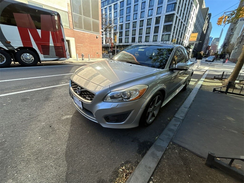 2011 Volvo C30 T5 R-Design photo 4