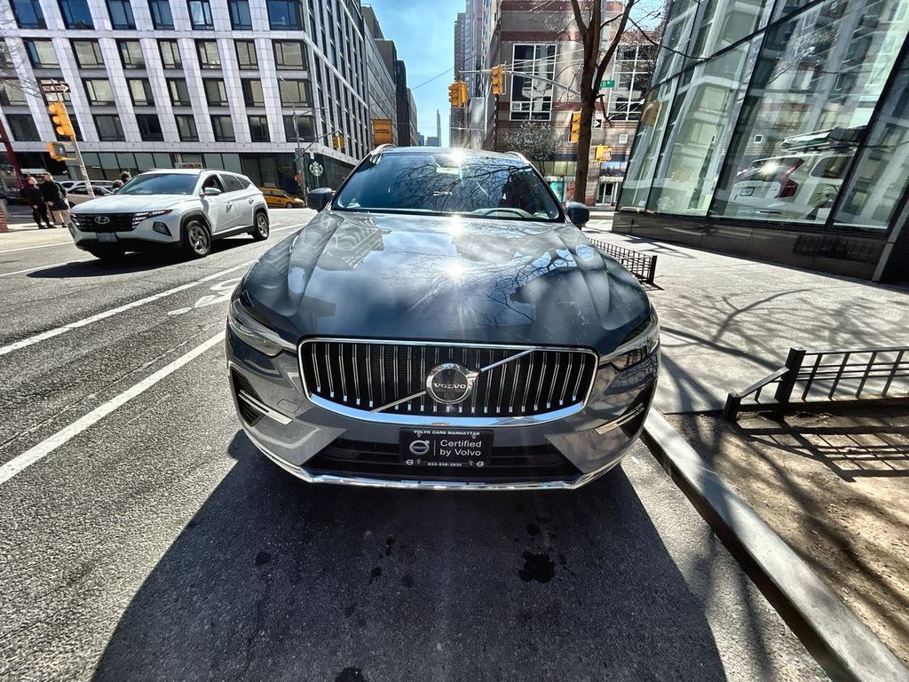2023 Volvo XC60 3