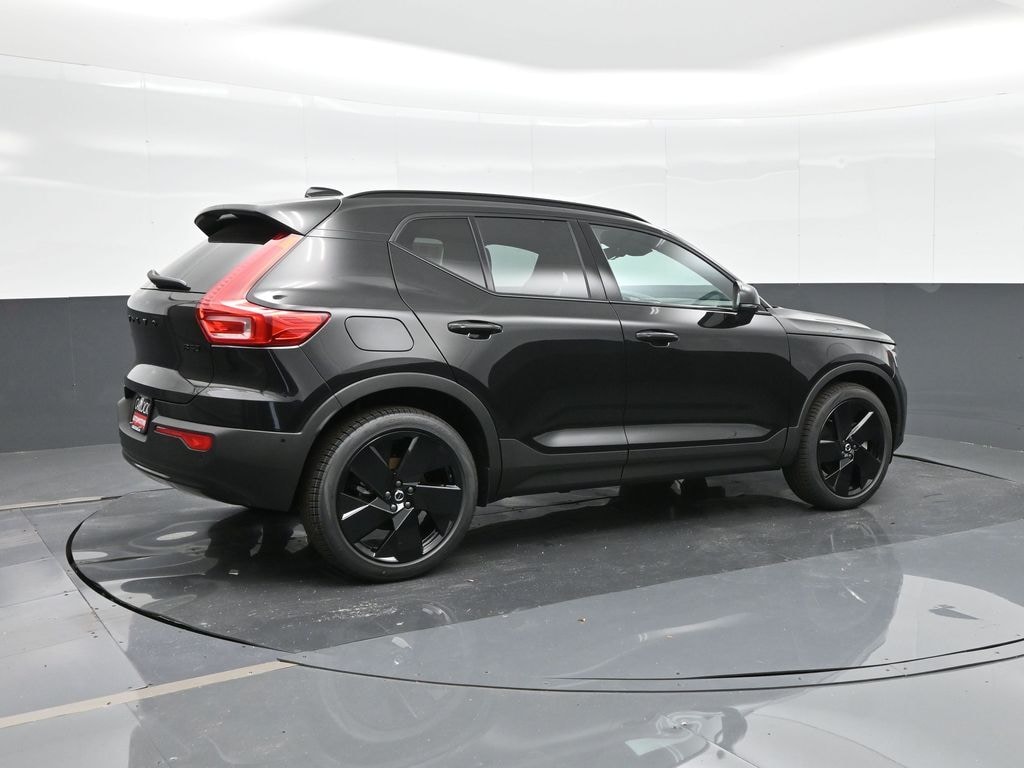 New 2026 Volvo XC40 B5 Ultra Black Edition SUV