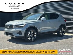 2025 Volvo XC40 B5 Ultra Bright Theme SUV