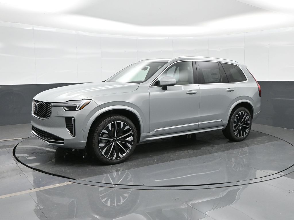 2026 Volvo XC90 Plus's photo