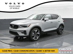 2025 Volvo XC40 B5 Ultra Bright Theme SUV