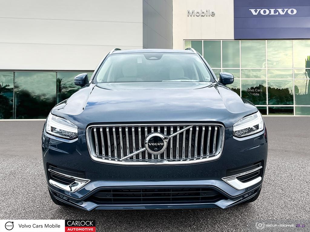 2023 Volvo XC90 AWD Plus photo 2