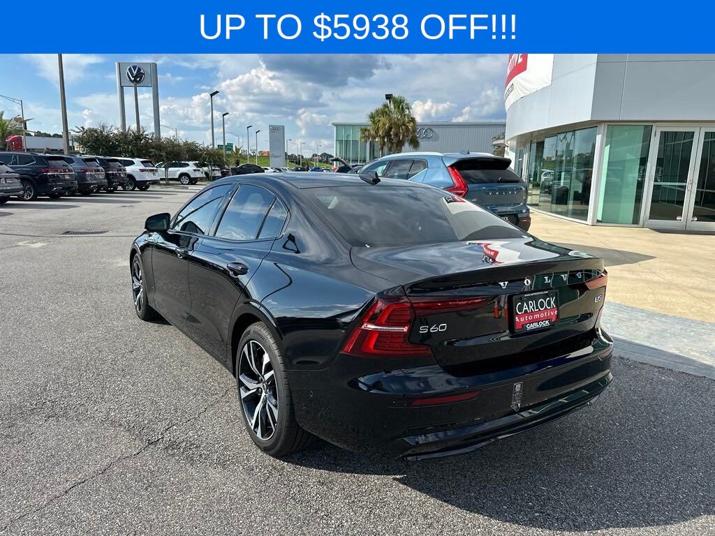 2023 Volvo S60 B5 Plus AWD photo 3