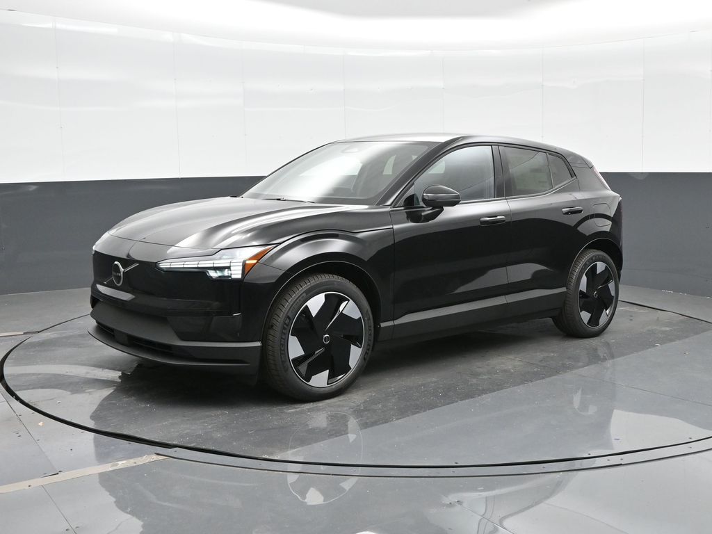 2026 Volvo EX30 Plus's photo