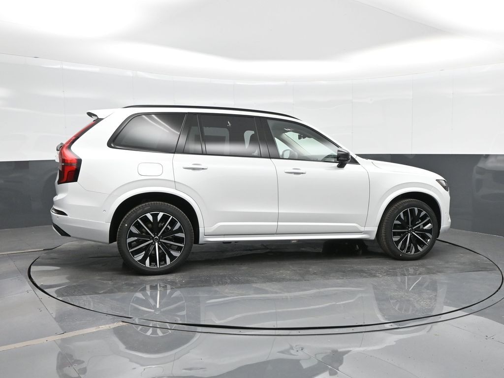 New 2026 Volvo XC90 B6 Ultra Dark Theme 7-Seater SUV