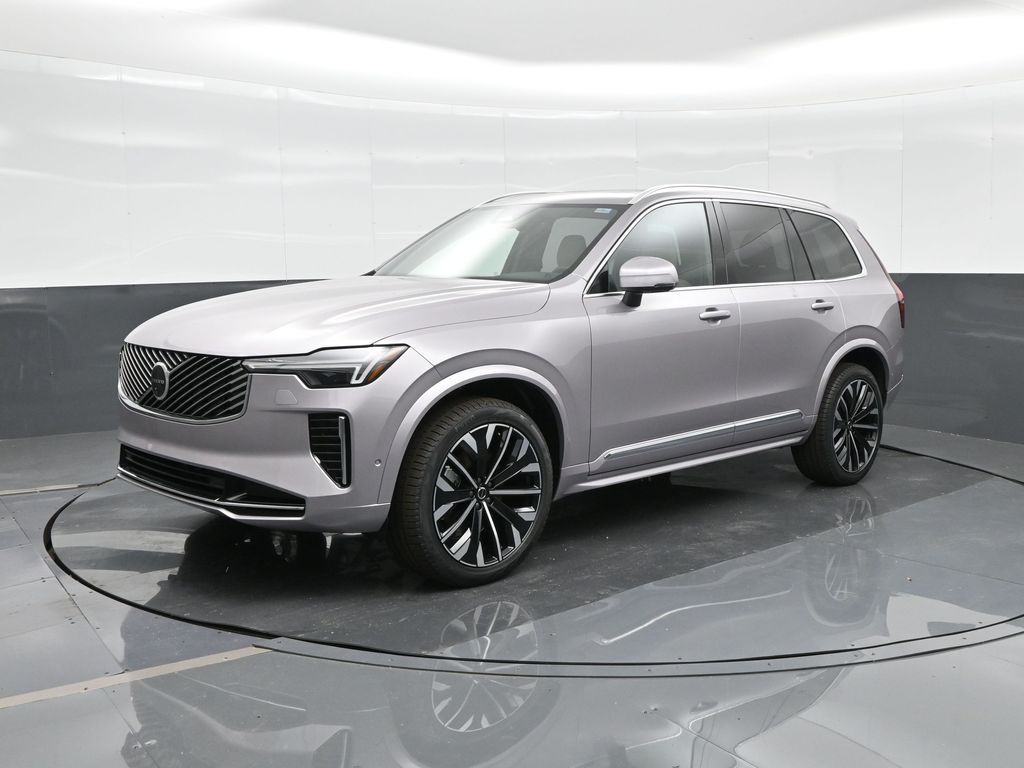 2026 Volvo XC90 Plus's photo