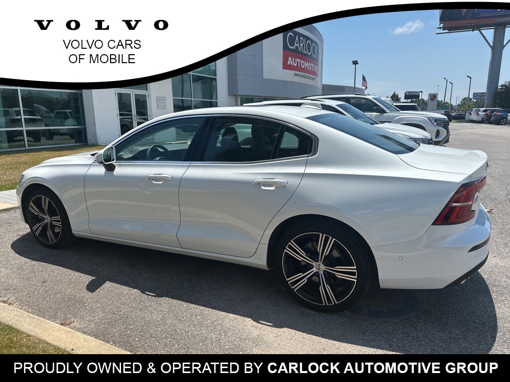 2022 Volvo S60 B5 Inscription photo 3