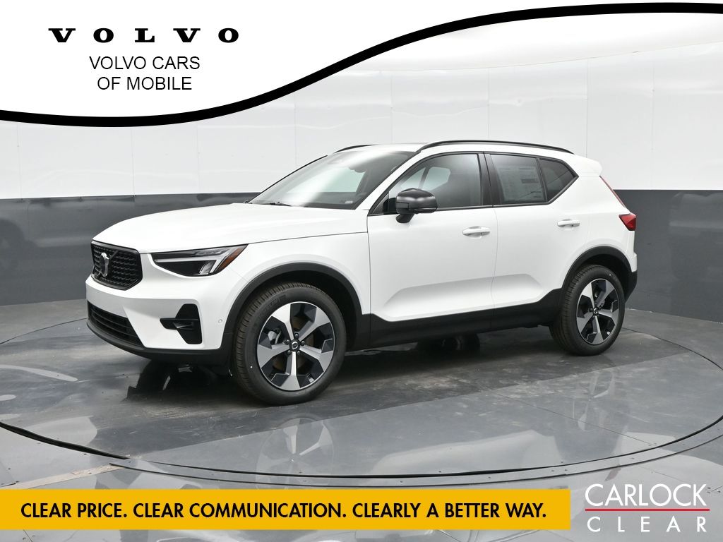 2026 Volvo XC40 Plus's photo
