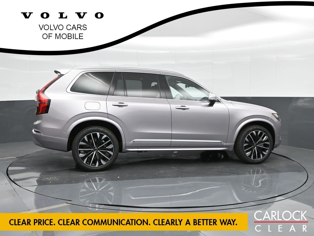2026 Volvo XC90 Plus photo 3