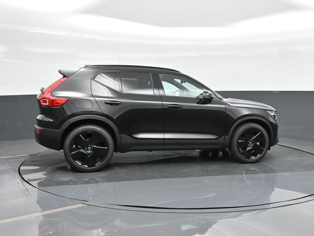 New 2026 Volvo XC40 B5 Ultra Black Edition SUV