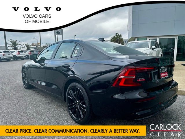2024 Volvo S60 T8 Plus Black Edition photo 2
