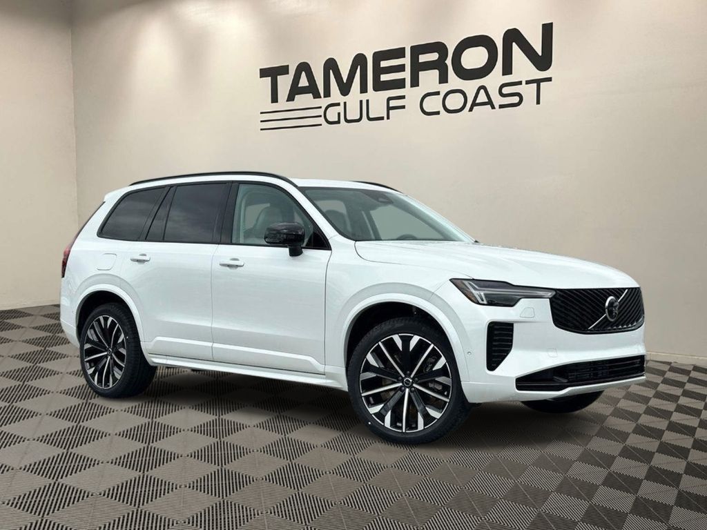 2026 Volvo XC90 T8 Recharge Ultra Dark 4WD's photo
