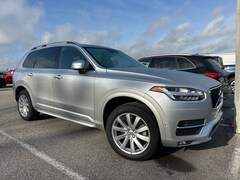 2018 Volvo XC90 T5 FWD Momentum (7 Passenger) SUV