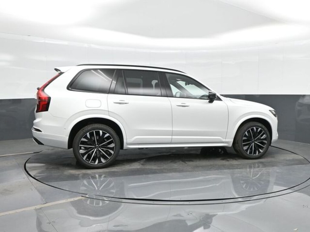 New 2026 Volvo XC90 B6 Ultra Dark Theme 7-Seater SUV