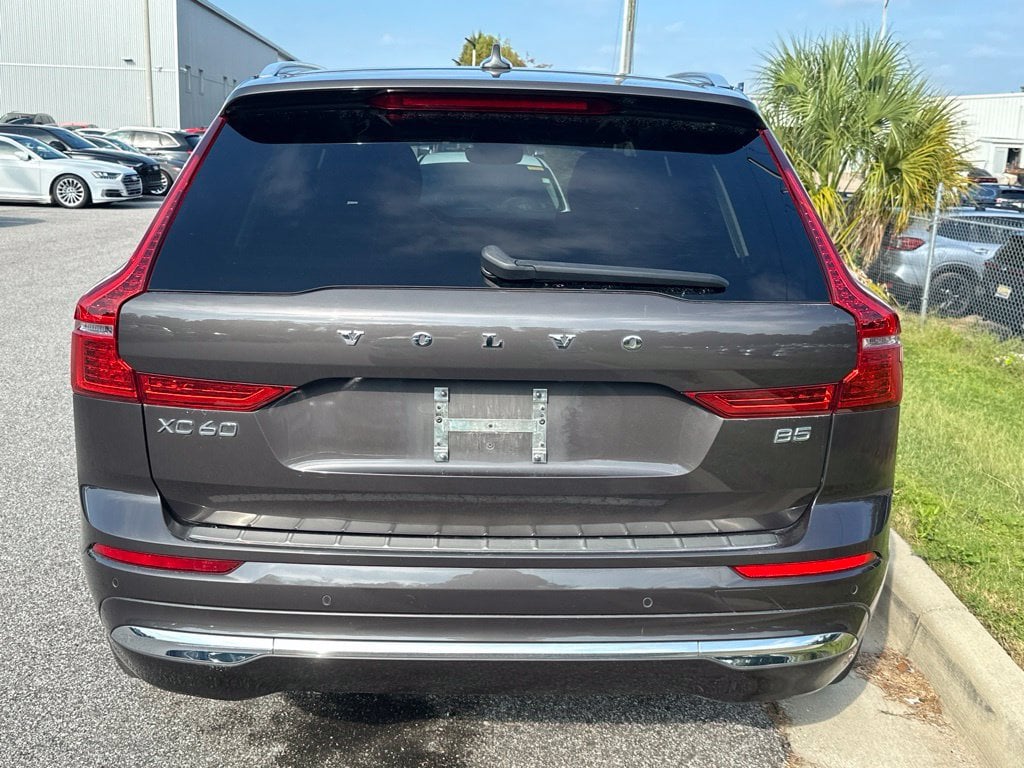 Used 2023 Volvo XC60 B5 FWD Plus Bright SUV