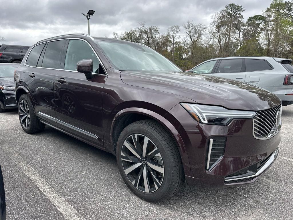 2026 Volvo XC90 B6 Core Bright 4WD's photo