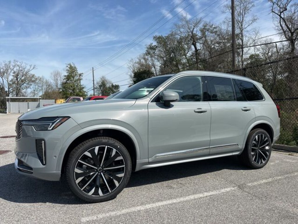 New 2026 Volvo XC90 B6 Plus 7-Seater SUV