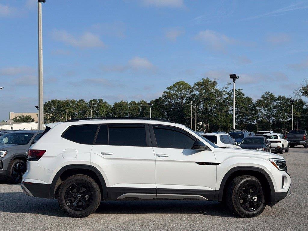 Used 2024 Volkswagen Atlas 2.0T Peak Edition SEL SUV