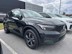2026 Volvo XC40 B5 Core AWD SUV