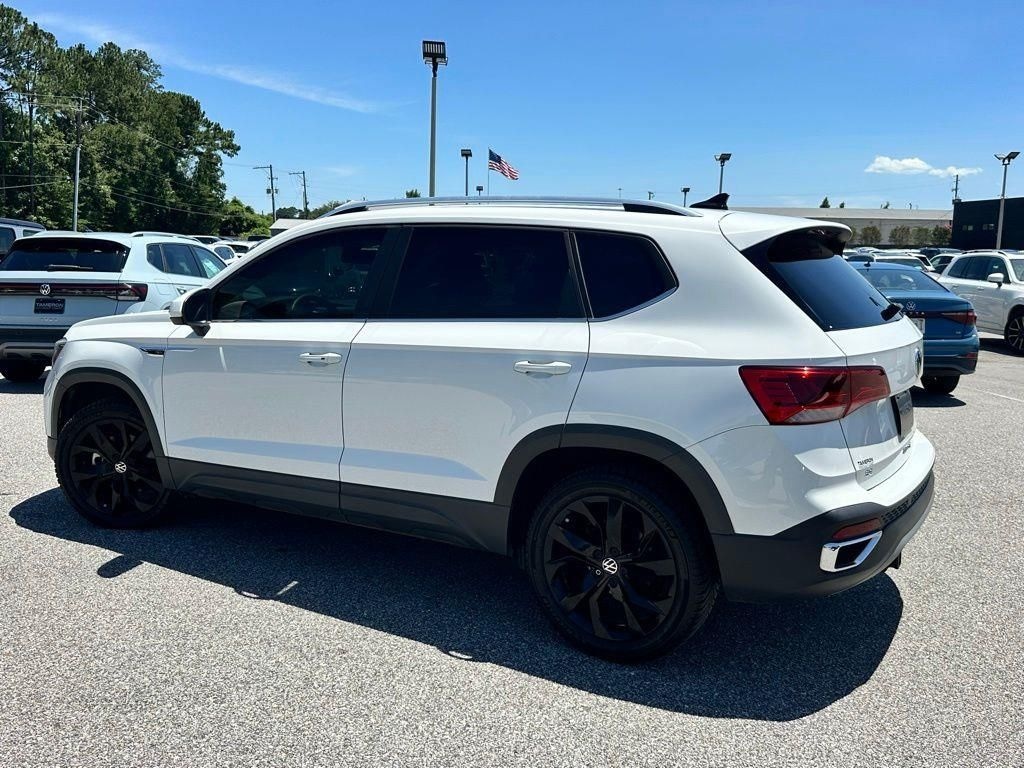 Used 2022 Volkswagen Taos 1.5T SE SUV