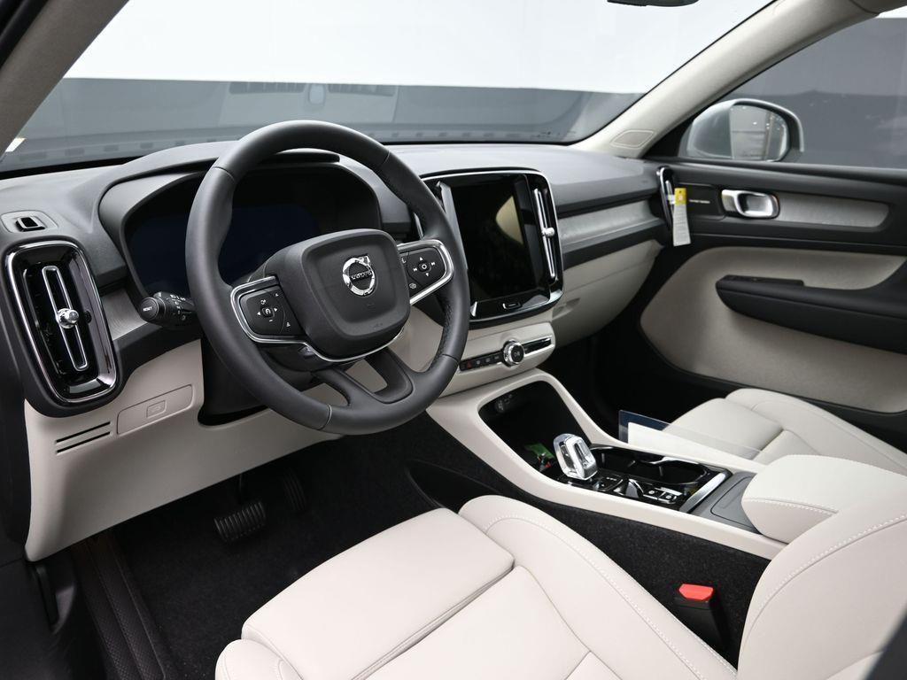 2025 Volvo XC40 Ultra - Photo 6