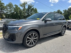 2025 Audi Q7 45 Premium SUV