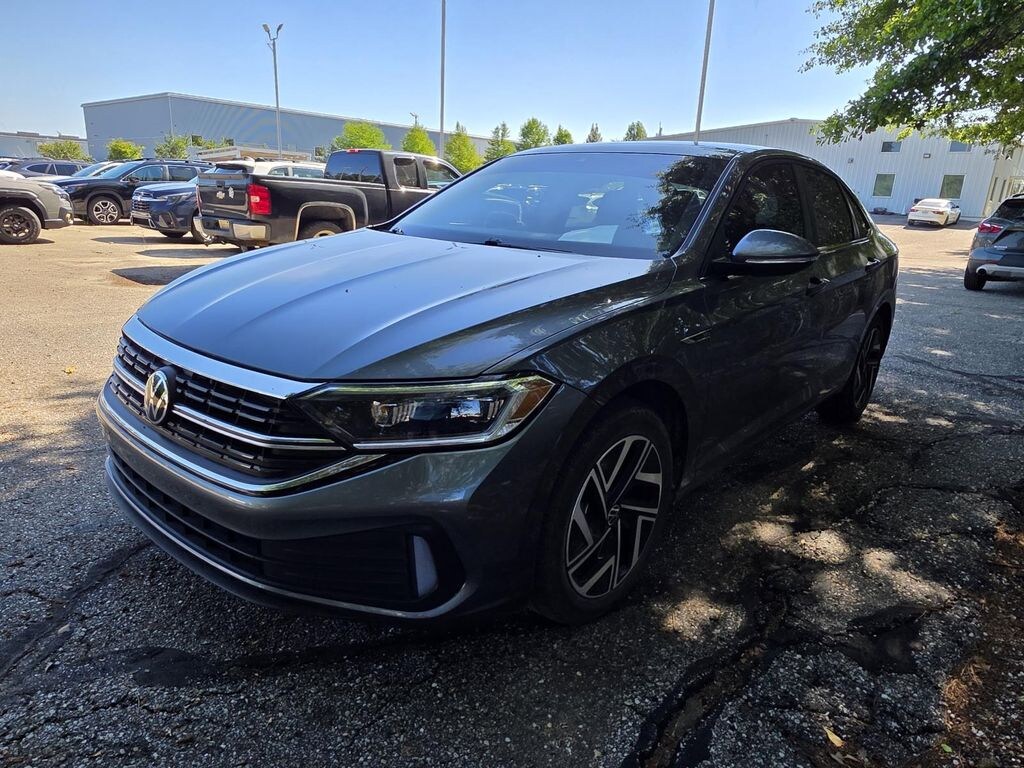 Used 2024 Volkswagen Jetta 1.5T SEL Sedan