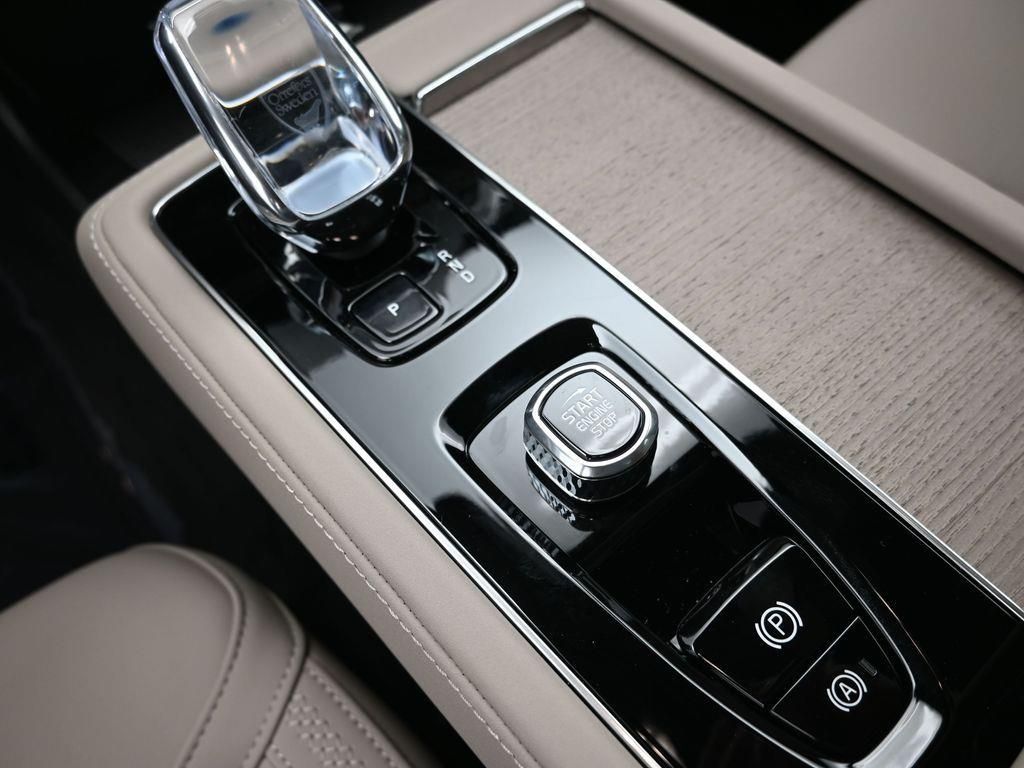 2026 Volvo XC90 Core - Photo 20